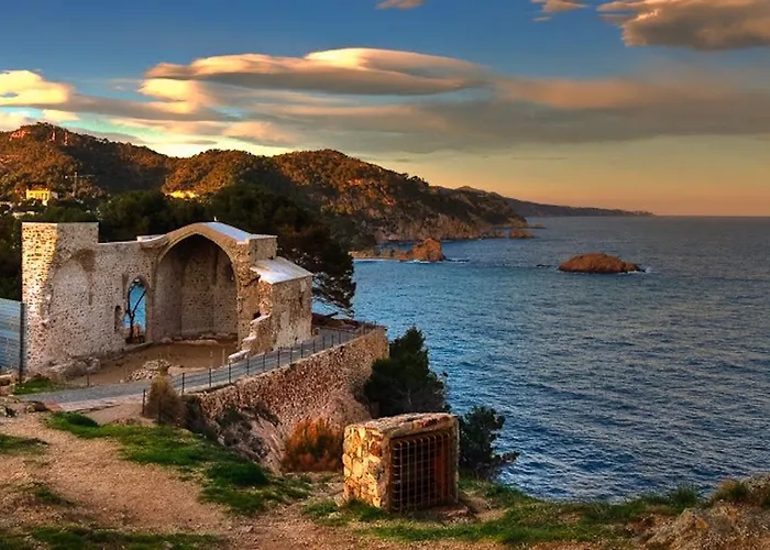 Lets Holidays Amazing Triplex Sea Views In Tossa * Tossa de Mar
